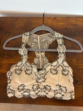 Daytrip Nude and Black Lace Racerback Bralette